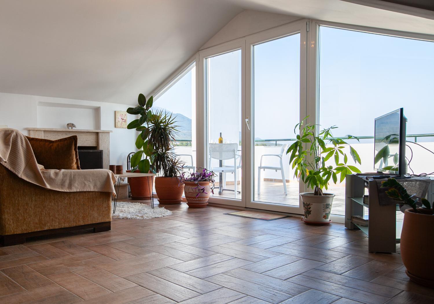Rodon Apartment With Great View, Sauna And Jacuzzi Litóchoron Ngoại thất bức ảnh