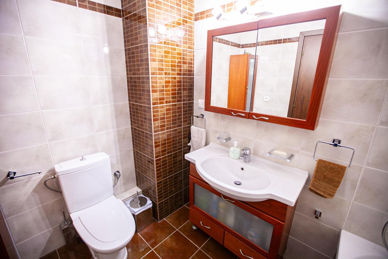 Rodon Apartment With Great View, Sauna And Jacuzzi Litóchoron Ngoại thất bức ảnh