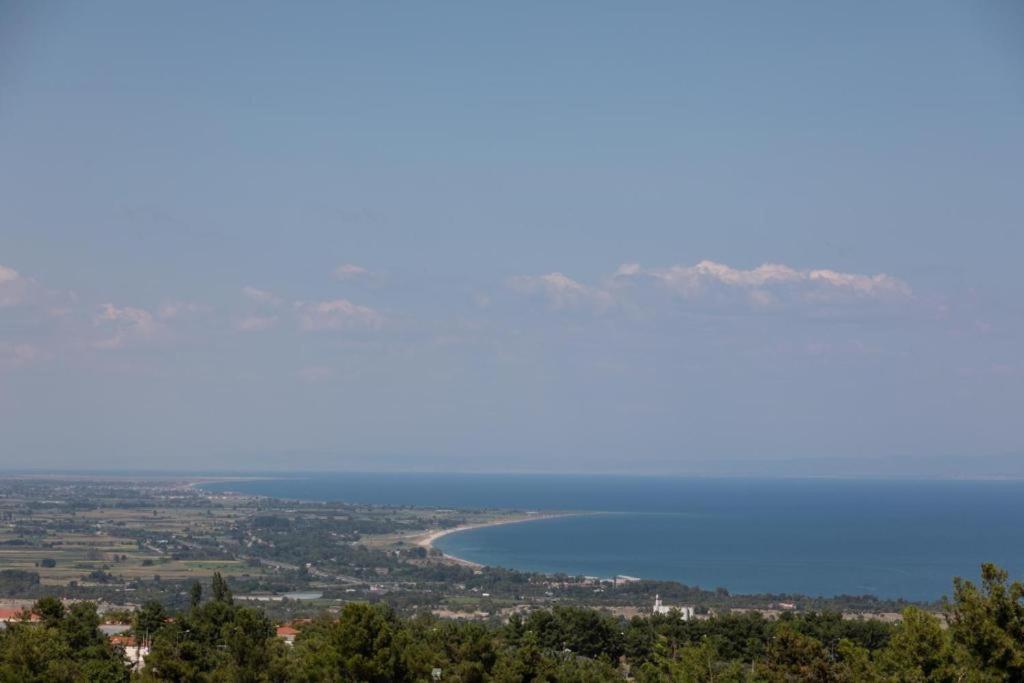 Rodon Apartment With Great View, Sauna And Jacuzzi Litóchoron Phòng bức ảnh
